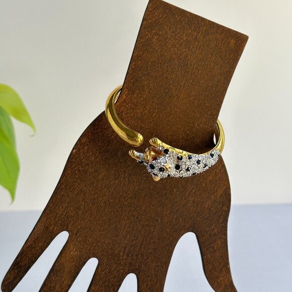 Vintage Leopard Head Bracelet, Hinged Gold Tone Bangle, Figural Cat Jewelry, Red - Picture 12 of 12